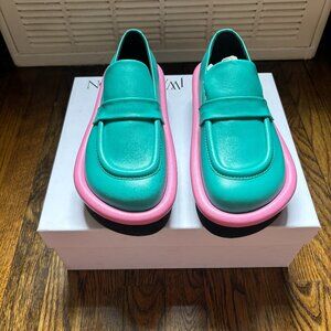 listing-status-banner